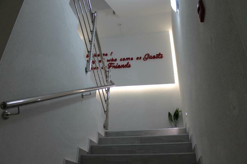 Garni Hotel 11Tica Dm Újvidék Kültér fotó